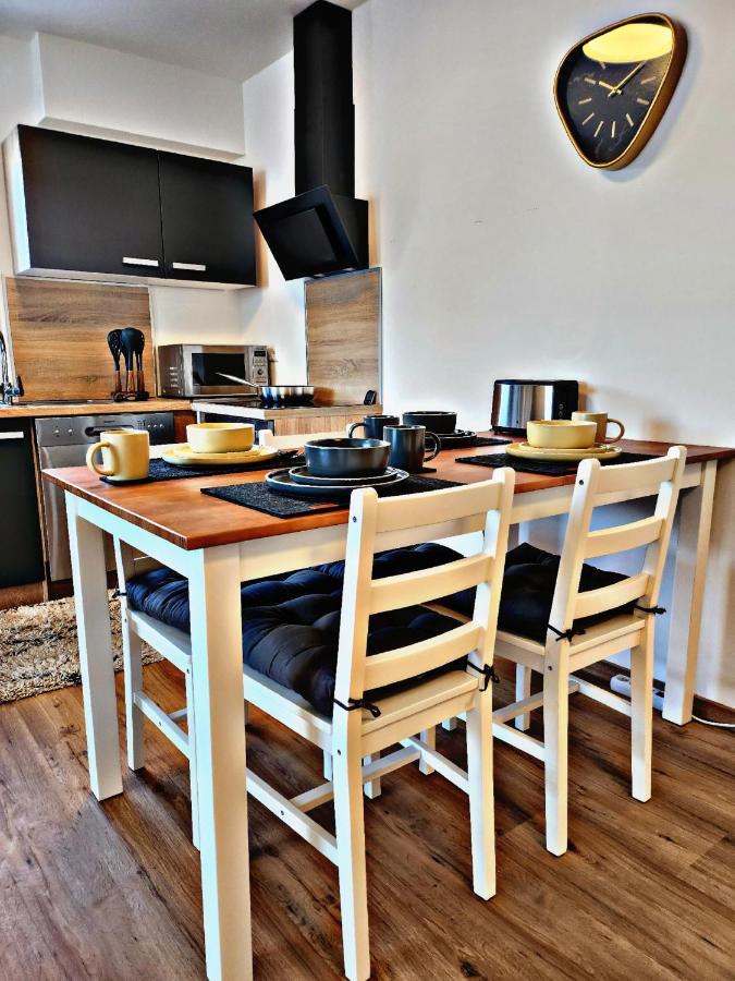 Lions Place Premium Apartments Comfort Optionaler Zugang Zum Spa- Bereich Heidenheim Exterior foto
